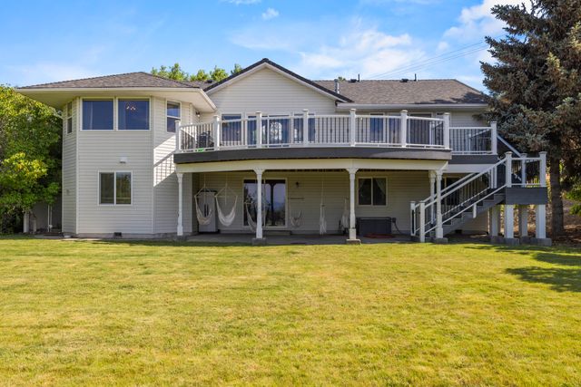 1710 Alisa Lane, Klamath Falls, OR 97601