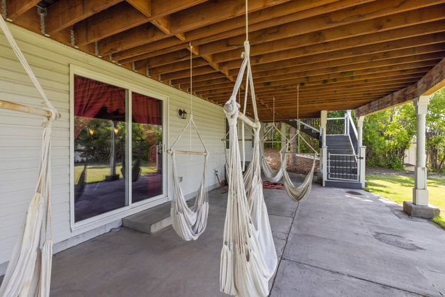 1710 Alisa Lane, Klamath Falls, OR 97601