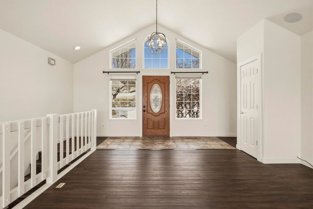 1710 Alisa Lane, Klamath Falls, OR 97601