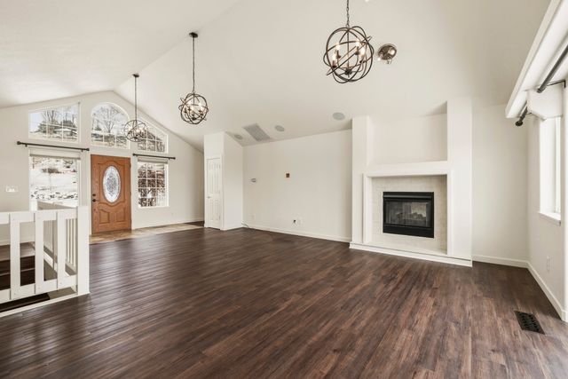 1710 Alisa Lane, Klamath Falls, OR 97601