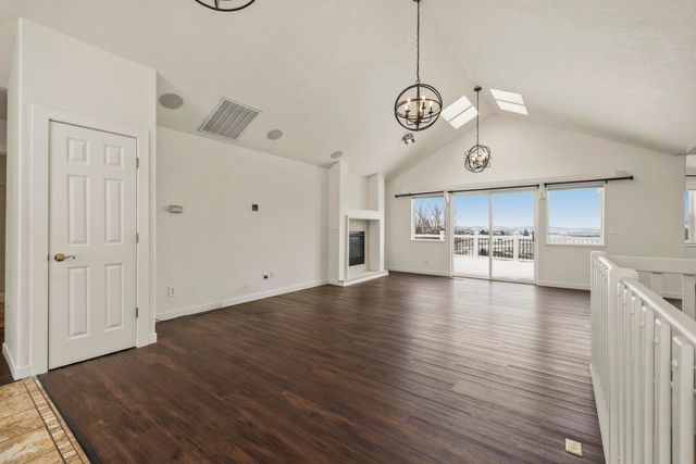 1710 Alisa Lane, Klamath Falls, OR 97601