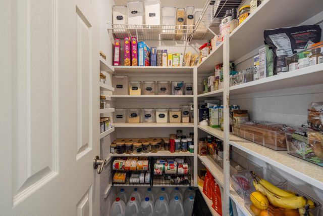 1710 Alisa Lane, Klamath Falls, OR 97601