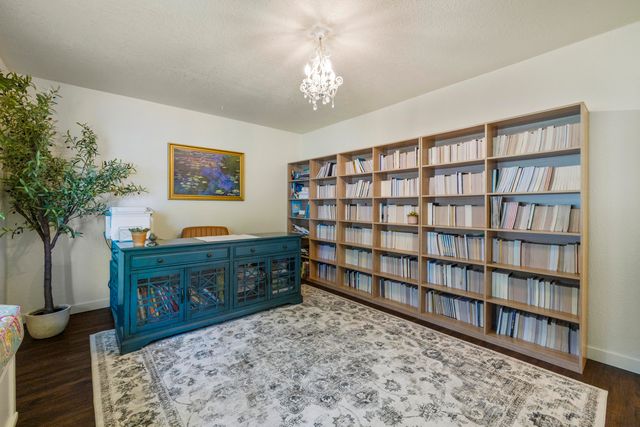 1710 Alisa Lane, Klamath Falls, OR 97601