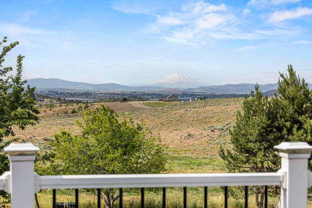 1710 Alisa Lane, Klamath Falls, OR 97601