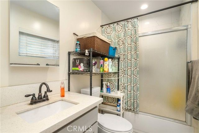 11936 Neenach, Sun Valley (los Angeles), CA 91352