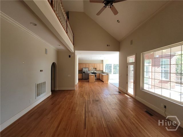 221 Lyman Hall, Savannah, GA 31410