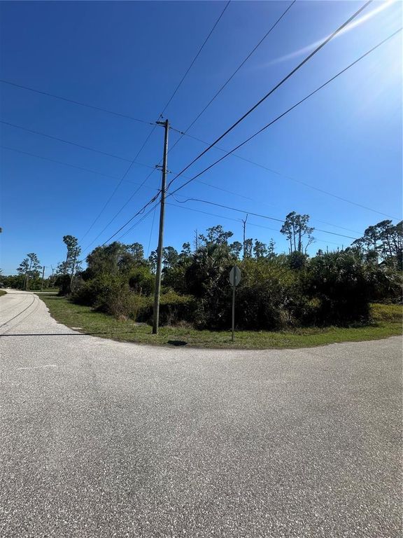 PINEWOOD STREET, North Port, FL 34288