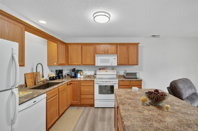 304 NE Sandalwood None, Waukee, IA 50263