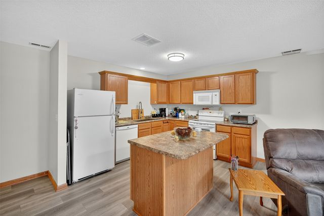 304 NE Sandalwood None, Waukee, IA 50263