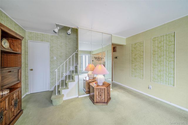 81 Landau Avenue, Elmont, NY 11003