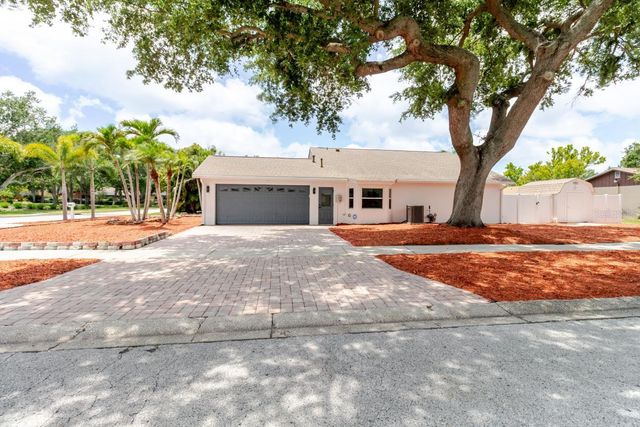 8949 106TH AVENUE N, Seminole, FL 33777