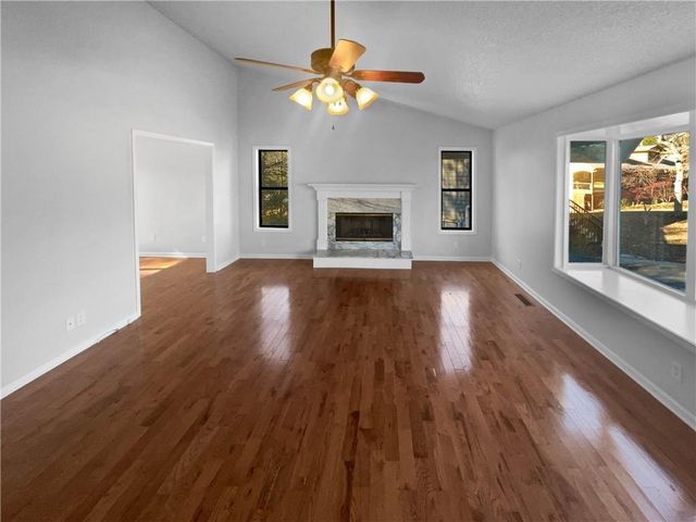 21 Wayne SW Drive, Cartersville, GA 30120