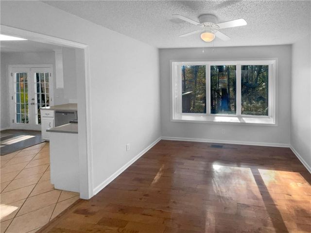 21 Wayne SW Drive, Cartersville, GA 30120