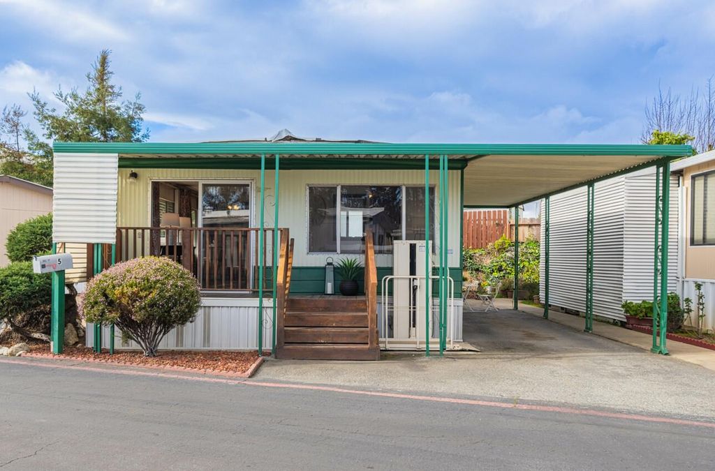 1117 Baldwin Street 5, Salinas, CA 93906