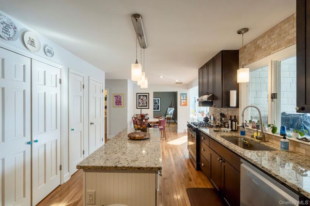 36 Arnold Drive, Kingston, NY 12401