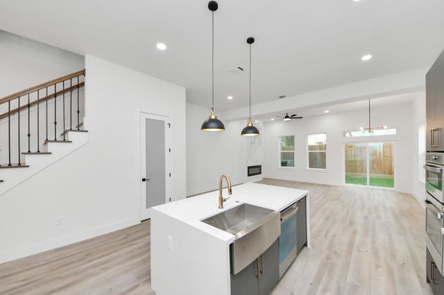 2911 Wichita Street, Houston, TX 77004