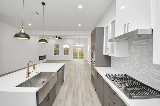 2911 Wichita Street, Houston, TX 77004