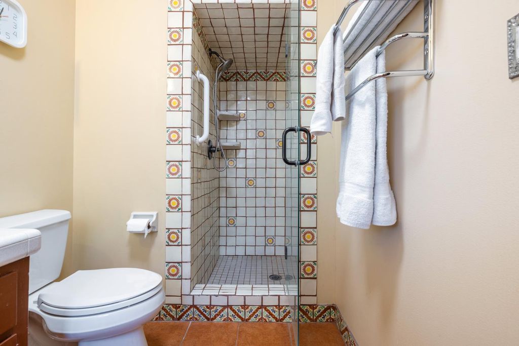Image 18 of property listing at 308 Dartmouth Avenue, Coalinga, CA 93210