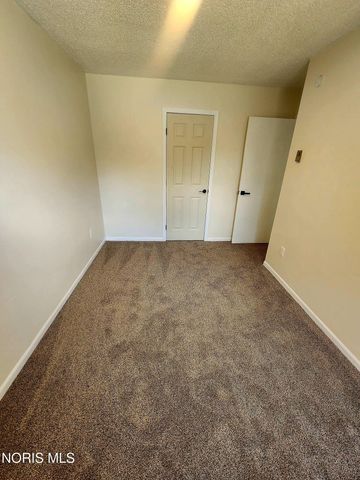 1024 Ranch Drive, Toledo, OH 43607