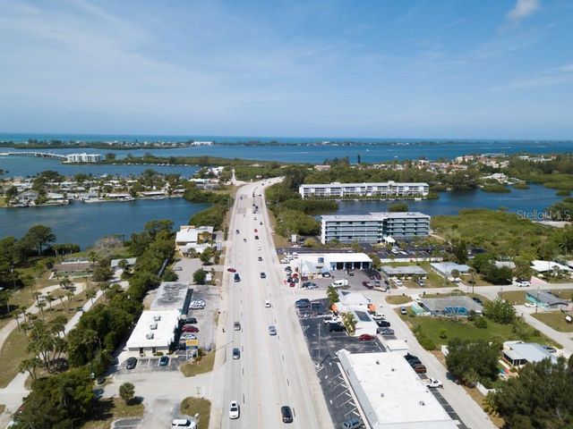 1552 S MCCALL ROAD, Englewood, FL 34223