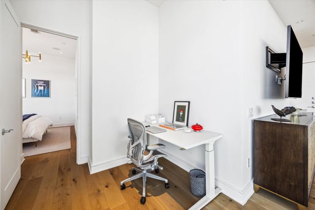 2727 Kirby Drive 17D, Houston, TX 77098