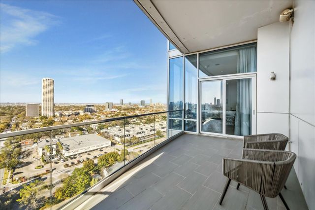 2727 Kirby Drive 17D, Houston, TX 77098