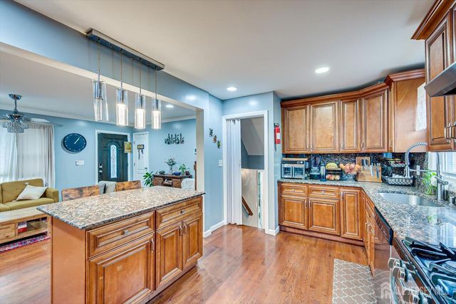 259 McFarlane Road, Colonia, NJ 07067