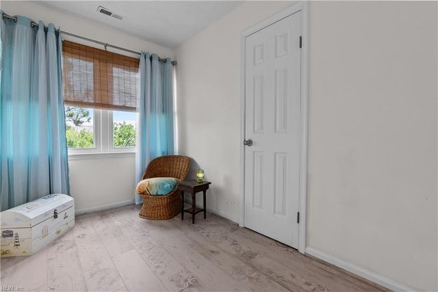 865 Little Bay Ave Apt 4, Norfolk, VA 23503