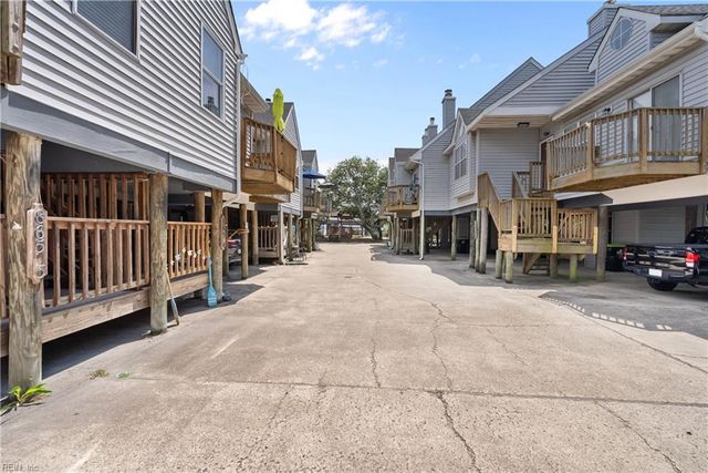 865 Little Bay Ave Apt 4, Norfolk, VA 23503