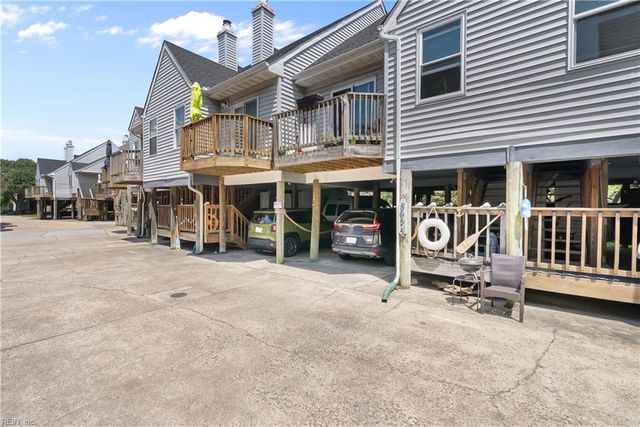 865 Little Bay Ave Apt 4, Norfolk, VA 23503