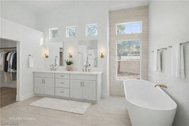 7411 Thornbuck Place, Las Vegas, NV 89131