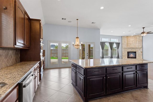 2878 Alentina Ct, League City, TX 77573