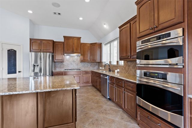 2878 Alentina Ct, League City, TX 77573