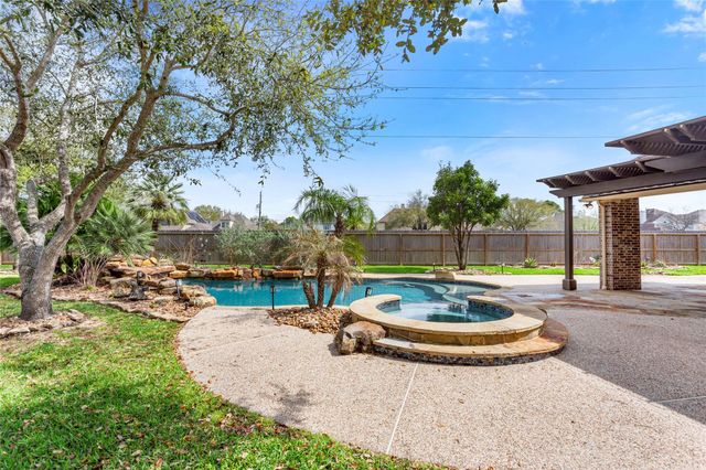 2878 Alentina Ct, League City, TX 77573