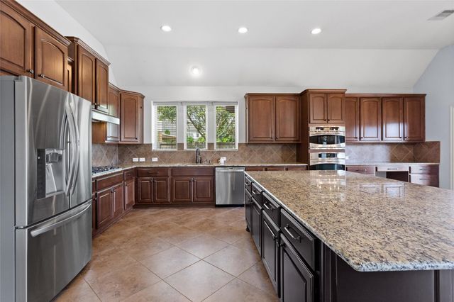 2878 Alentina Ct, League City, TX 77573