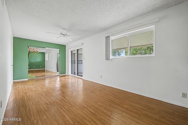 9662 W CINNABAR Avenue B, Peoria, AZ 85345