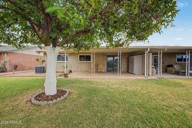 9662 W CINNABAR Avenue B, Peoria, AZ 85345