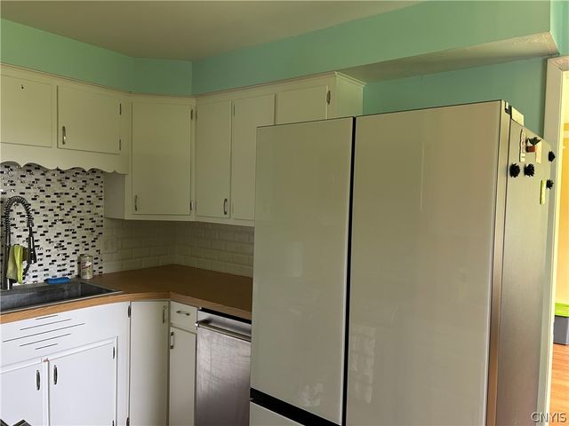 39 Elm Hill way, Camillus, NY 13031
