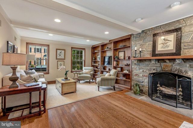 5106 YUMA ST NW, Washington, DC 20016