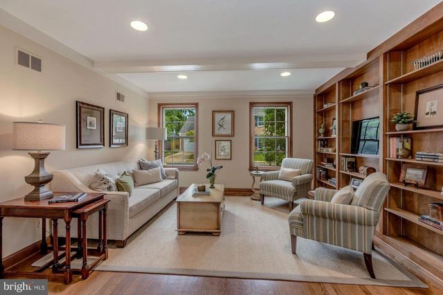 5106 YUMA ST NW, Washington, DC 20016