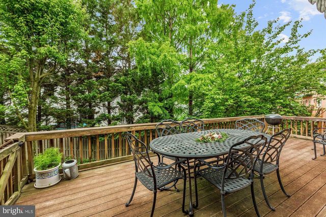 5106 YUMA ST NW, Washington, DC 20016