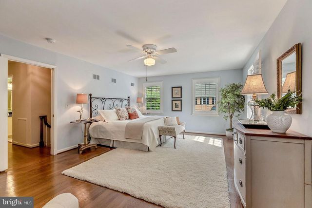 5106 YUMA ST NW, Washington, DC 20016