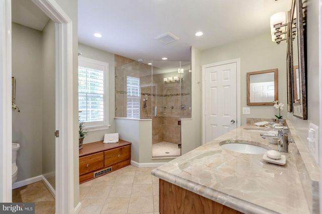 5106 YUMA ST NW, Washington, DC 20016