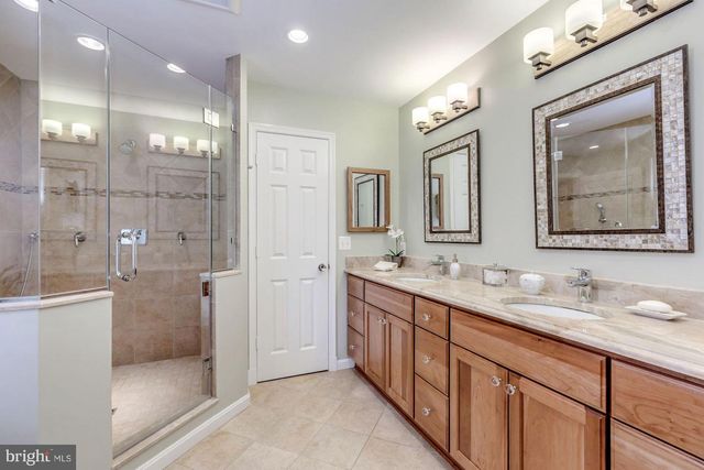 5106 YUMA ST NW, Washington, DC 20016