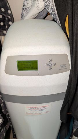 6244 Leigh Court, Fenton, MI 48430