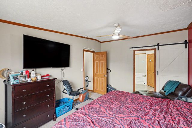 6244 Leigh Court, Fenton, MI 48430