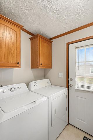 6244 Leigh Court, Fenton, MI 48430