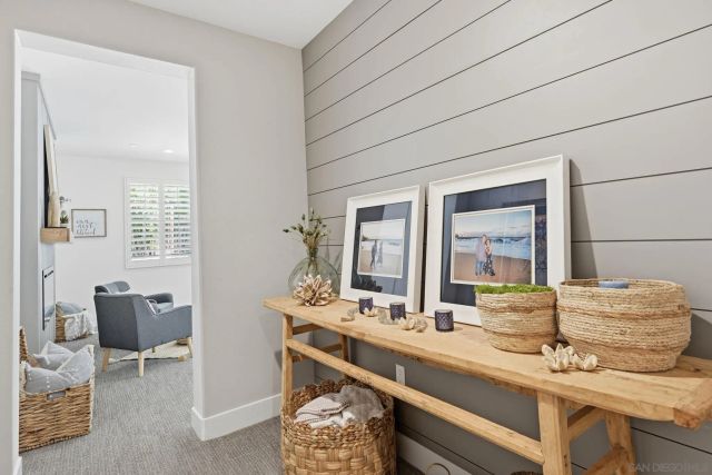 406 Glin Ct, Vista, CA 92081