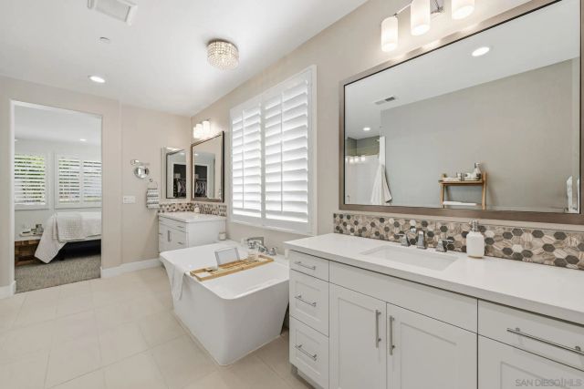 406 Glin Ct, Vista, CA 92081