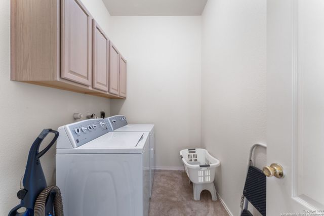 13127 Forum, Universal City, TX 78148